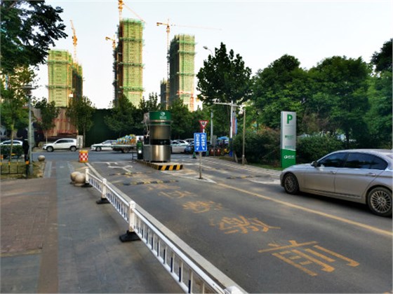 8首图