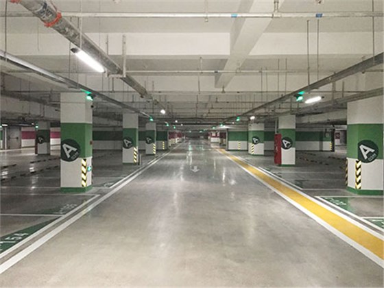 地下停车场停车如何注意安全