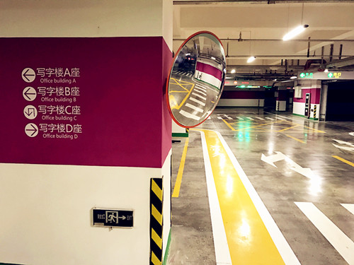停车场广角镜